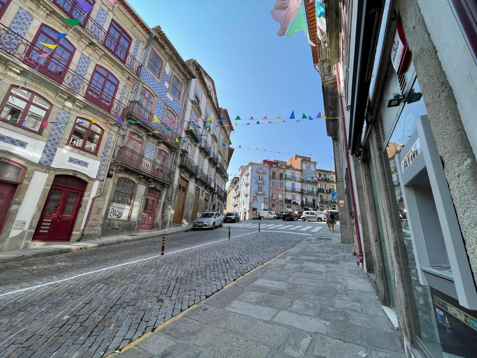 Historic Porto Balcony Hideaway - Taipas House 60 Apartment Екстериор снимка